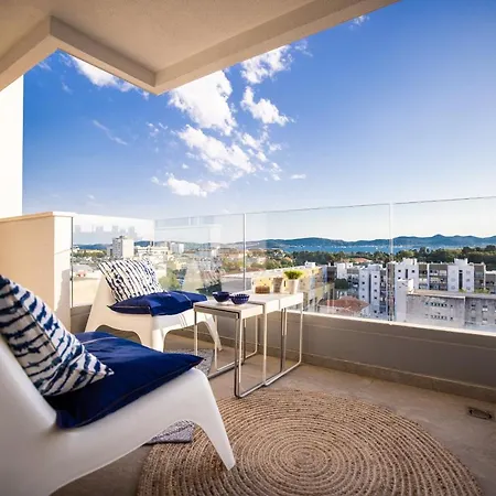 Island View Luxury Apartment *